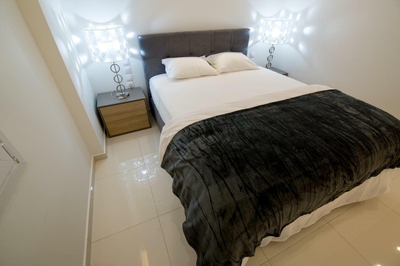 White Lux Apartment For 2 Vipgreece Atény Exteriér fotografie